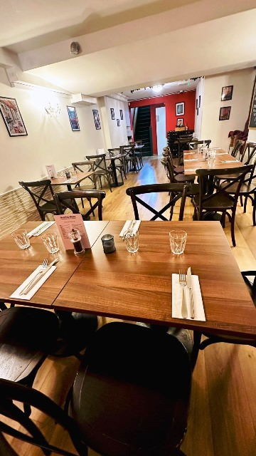 West London Restaurants interior