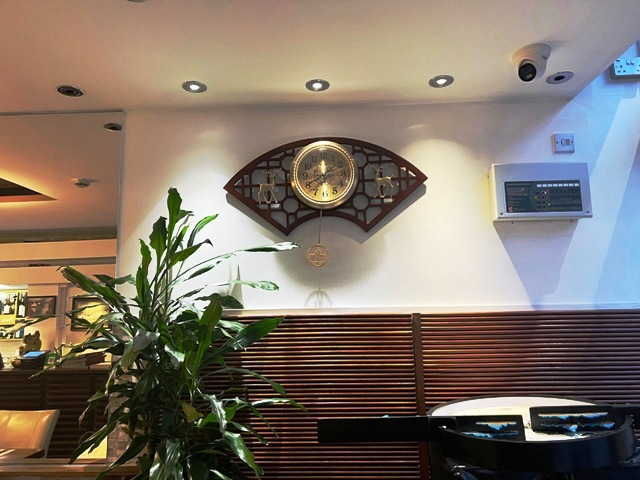 Surrey Chinese Takeaways interior