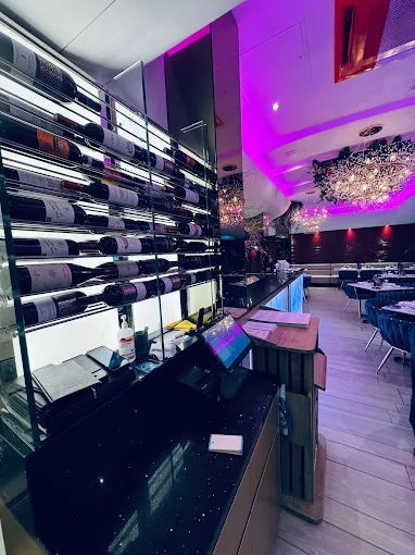 South London Restaurants interior
