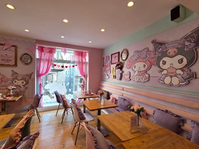 Cafe and Dessert Parlour in East Sussex For Sale
