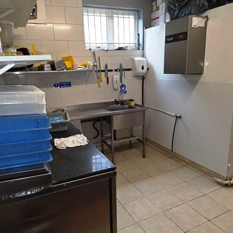 Fish & Chip Shop,  Kebab and Burger Bar in Watford For Sale for Sale