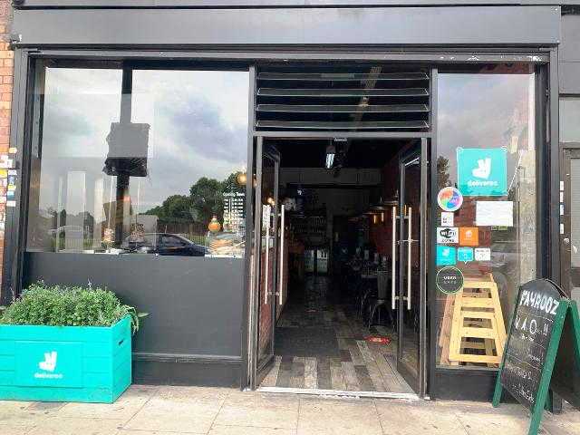 LICENSED Restaurant in South London For Sale